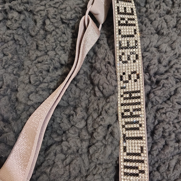 Victoria's Secret Light Pink Bra with Branded Straps - Picture 4 of 6